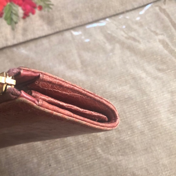 Authentic Miu Miu wallet - Picture 3 of 7